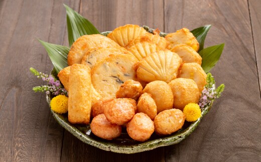 14-80 【年内配送12月15日入金まで】揚げ立てかまぼこセット within2025