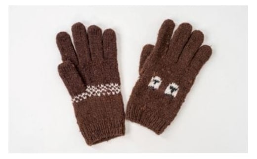 【北海道士別市】士別産羊毛 サフォーク手つむぎ手編み手袋（グレー、こげ茶）【1組】