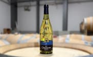 「奥尻ワイン」ピノ・グリ 辛口 1本 750ml 「OKUSHIRI Pinot Gris」 奥尻ワイナリー | ワイン 白ワイン ピノグリ オレンジピール 柑橘 ボトル ワイナリー 瓶 ワインリスト ぶどう 葡萄 ブドウ 日本ワイン 国産ワイン ご当地ワイン 産直 産地直送 お取り寄せ | 北海道 奥尻町 送料無料 OKS08-007