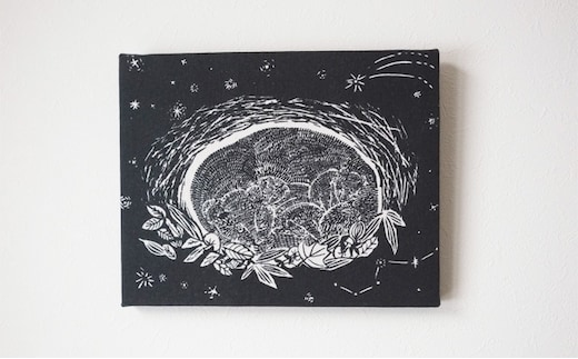 『巣子守り』ファブリックパネル 北海道 南富良野町 ファブリック パネル インテリア デザイン プリント 贈り物 ギフト 