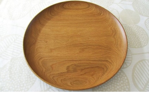 十勝の木のうつわ［天然木製］ ワンプレート 30cm【 工芸品 雑貨 日用品 器 食器 北海道 十勝 幕別 】