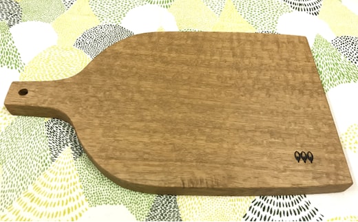 十勝の木のうつわ［天然木製］ カッティングボード 30cm×18cm【 工芸品 まな板 調理器具 北海道 十勝 幕別 】