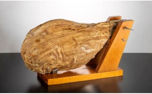 そらくもポーク ハモンセラーノ 原木 1本 生ハム 豚肉 おつまみ 酒 ギフト お酒 高級 岩手県 岩手町