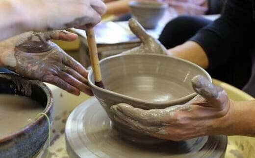 電動ろくろで陶芸体験 2名様 【04301-0158】