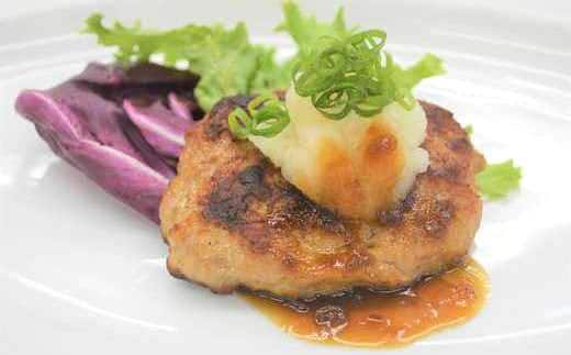 手作り粗挽きハンバーグ ＜蔵王町産豚肉「JAPAN X」使用＞ 【04301-0168】