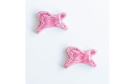 大堀相馬焼 松永窯 馬の箸置き 2個セット(ピンク)【07461-0188-4】