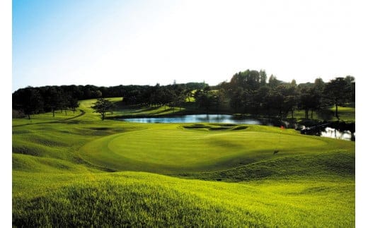 セブンハンドレッドクラブ 《平日》１日貸切利用券 ゴルフ フットゴルフ イベント スポーツ ゴルフ場 プレー券 利用券 利用クーポン チケット 貸し切り 栃木県 さくら市