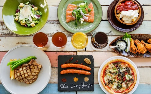 自家醸造のクラフトビール飲み放題付ペアお食事券