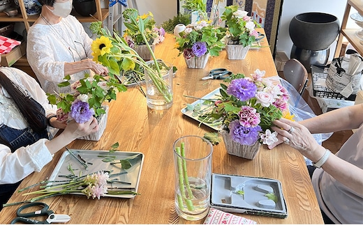 [kanon]季節の花で作るフラワーアレンジメント体験チケット