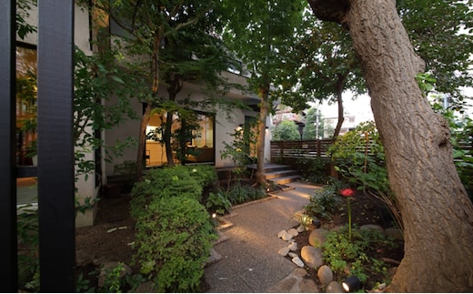 【AMOUR（アムール）】季節のディナーコースペアお食事券＜2名様分＞（ぐるなびセレクション）