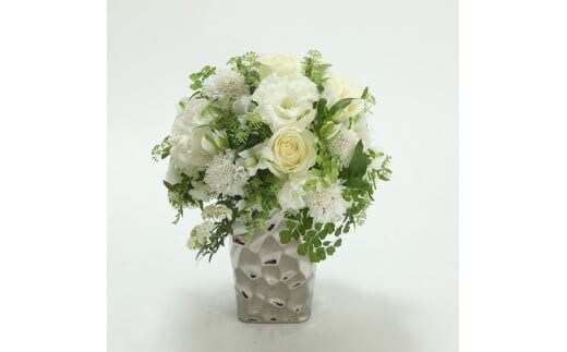 お供え アレンジメント Ｓサイズ【葬儀 お悔み 献花 献花用 弔辞 お盆 お彼岸 周忌 フラワーアレンジメント 世界らん展 フラワードリームジャパンカップ 約幅25cm奥行き25cm高さ30cm 神奈川県 小田原市 】