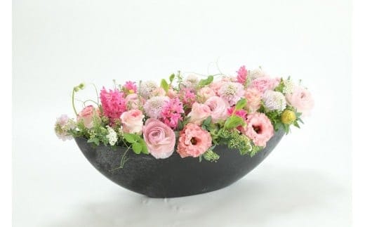 季節ごとに届く、えらべるお花 Mサイズ（4回お届け）【季節ごとに届く、えらべるお花 Mサイズ フラワーライフ 世界らん展 フラワードリームジャパンカップ フラワーアレンジメント 6種類のフラワースタイル 神奈川県 小田原市 】