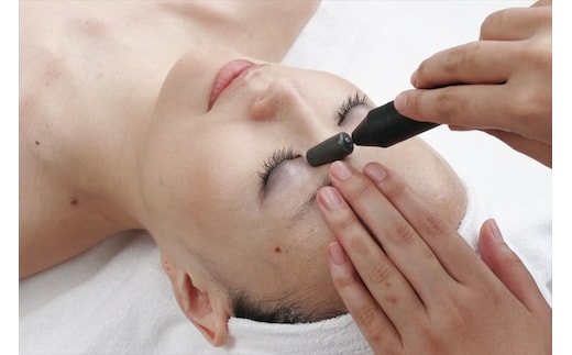 【女性限定小顔フェイシャルエステ】インディバ小顔トリートメント 70分 【 エステ 神奈川県 小田原市 】