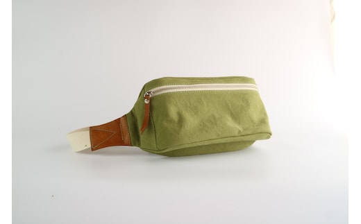 ボディバッグ ライトカーキ [アトリエSASSA 富山県 朝日町 34310273]