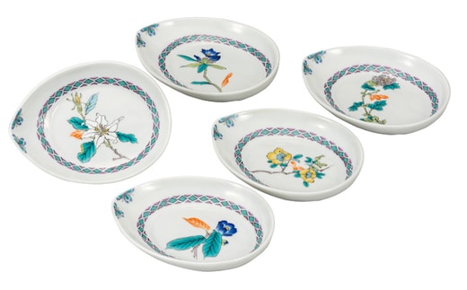 九谷焼 4.8号皿揃 草花絵変り （5枚セット）a01 食器 キッチン雑貨 キッチンアイテム 雑貨 小物 お皿 丸皿 食卓 テーブルコーディネート 