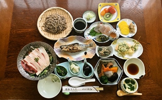 多摩川源流の宿で一泊(二食付き) かどや旅館