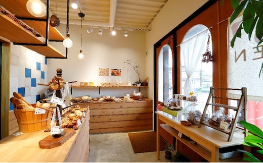 バックハウスブラウ お店でお好きなパンを購入！ギフト券 チケット ※離島への配送不可