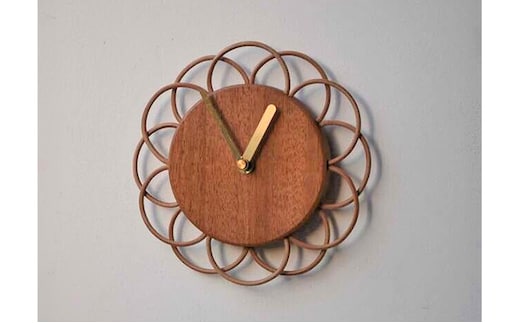 【YARN】お花のような時計 マホガニーの時計【M】｜雑貨 日用品 工芸品 とけい スイープムーヴメント インテリア ※離島への配送不可