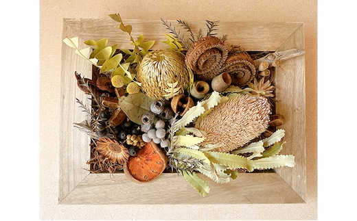 ドライフラワーウッドフレームL インテリア 雑貨 お花 ワイルドフラワー 立体的 ダイナミック 天然木フレーム アンテーク 玄関 リビング 壁掛け 