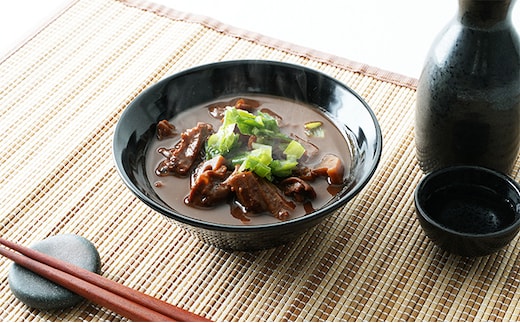 千代保稲荷神社参道 大黒屋 手作りどてめしの具（180g×10食分） 惣菜 冷凍 国産豚ホルモン ご飯のお供 ご飯にかけるだけ 簡単 便利 ビールのおつまみ お酒のおつまみ つまみ お酒のあて 