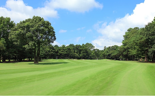 土日プレー招待券（お一組様） ゴルフ場利用権 