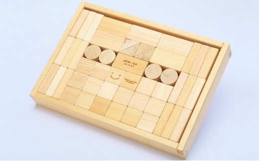 木こりの積木ランド M 玩具 おもちゃ 工芸品 桧 檜 ヒノキ ネームなし