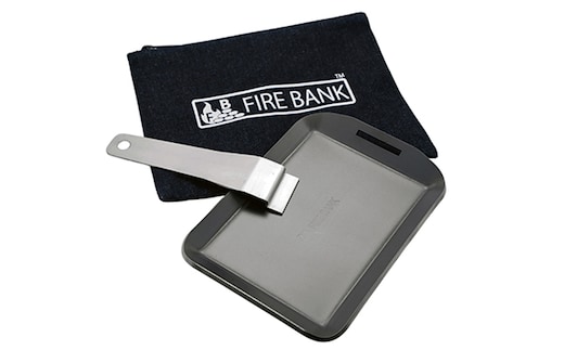 FIRE BANK 極厚鉄板 黒鉄パン 黒皮 4.5mm キャンプ バーベキュー ソロキャンプ コンロ バーナー アウトドア 登山 人気 厳選 袋井市 アウトドア用品 キャンプ用品 調理グッズ 日本製 焚き火調理 直火 収納袋 ベランピング BBQ 