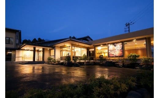 12E1小山茶寮 食事券6,000円分