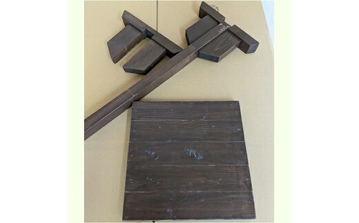 エイジングアンティーク調 三角屋根のバードフィーダー 据え付け用天板＆杭（オプションのみ）