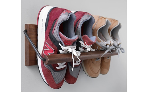 Sneaker wall スニーカーウォール SW-450WN ウォールナット（おおよそ2足収納 ウォルナット無垢材 壁掛け 木製 シューズラック スリッパラック）【配達不可：沖縄・離島】 雑貨 日用品 家具 