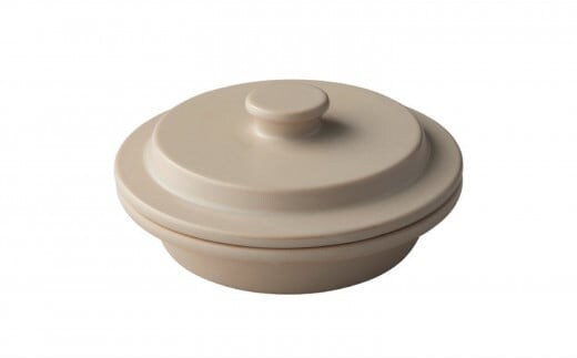 PETARI Shallow Pot 18cm Igneous Rock（ベージュ）G.M.P 【 グッドデザイン賞受賞 陶器製 万能調理土鍋 鍋 土鍋 平鍋 浅鍋 電子レンジ可 キッチン雑貨 新生活 ギフト プレゼント 三重県 四日市市】