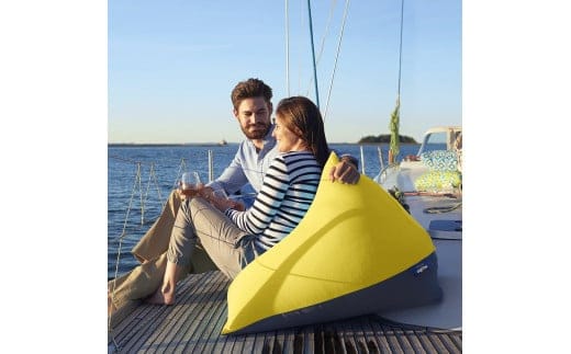 Yogibo Zoola Pyramid Premium（ヨギボー ズーラ ピラミッド プレミアム）＜ライムライト＞