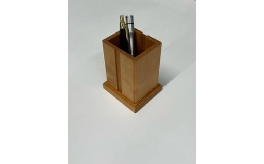 JU-03 国産材の木のペン立て