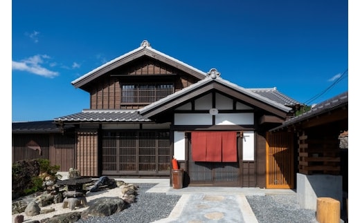 古民家宿 「春のや」 一棟貸 1組5名まで 宿泊券 / 山路工務店 古民家 リフォーム 薪ストーブ 素泊まり 旅行 家族旅行 チケット 体験 宿泊 旅行券 クーポン券 ホテル 旅館 民泊 ギフト 贈答用 三重県 大台町 409