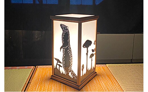 【笹木木工×早川鉄兵】切り絵のあんどん（イタチ） インテリア 工芸品 行燈 電源コード付き 