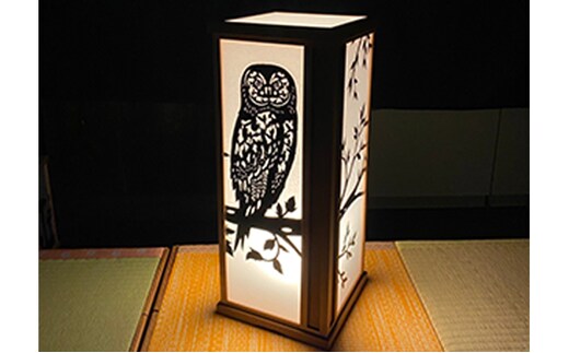 切り絵のあんどん フクロウ 笹木木工×早川鉄兵 電源コード付き 行燈 切り絵 あんどん 照明 ライト スタンドライト おしゃれ かわいい インテリア 家具 日用品 生活雑貨 工芸品 民芸品 伝統工芸品 滋賀 滋賀県 米原市
