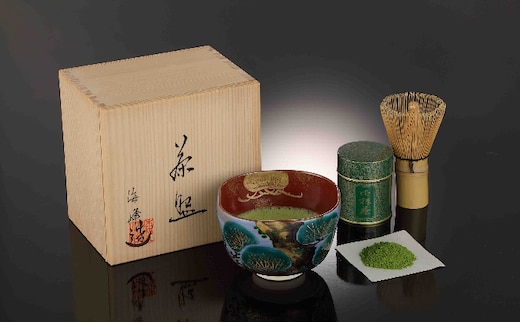 海鋒作清水焼抹茶碗セット(春香の昔40g、抹茶碗、茶せん)〈宇治抹茶 抹茶 お茶 茶 緑茶 粉末 セット 上質 茶道 抹茶碗 飲料 木箱 工芸品 日用品〉 飲料類 