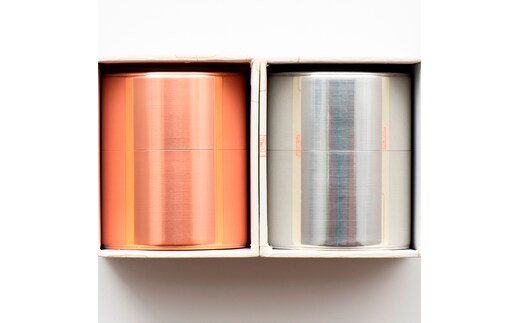 【天皇杯受賞者の茶師】久五郎茶園作 手摘み玉露1缶 と 茶師 奥谷輝夫作 手摘み煎茶1缶 セット〈 お茶 茶 緑茶 煎茶 玉露 茶葉 手摘み煎茶 手摘み玉露 茶筒 お茶缶 銅製缶 農林水産大臣賞 工芸品 〉 装飾品 