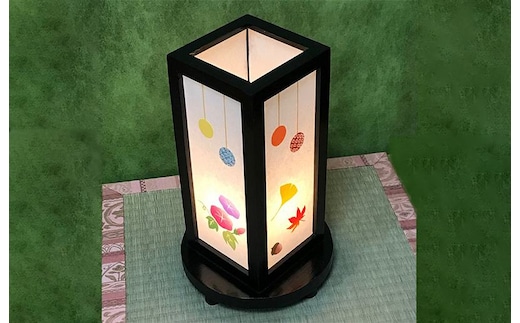 着物生地で作ったおしゃれな行灯（あんどん） おしゃれな四季 030D096