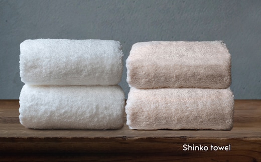 【TVで紹介！】おぅ！え～やん バスタオル（桜色 ホワイト）4枚【泉州タオル 国産 吸水 普段使い 無地 シンプル 日用品 家族 ファミリー】 G3482