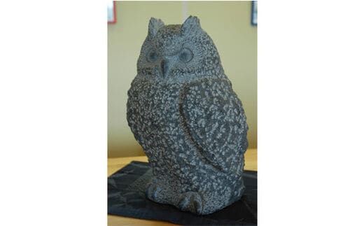 石のふくろう No.268