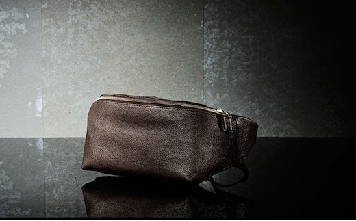 姫路黒桟革 ボディバッグ 横型 茶 ファッション カバン 