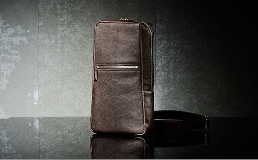 姫路黒桟革 ボディバッグ 縦型 茶 ファッション カバン 