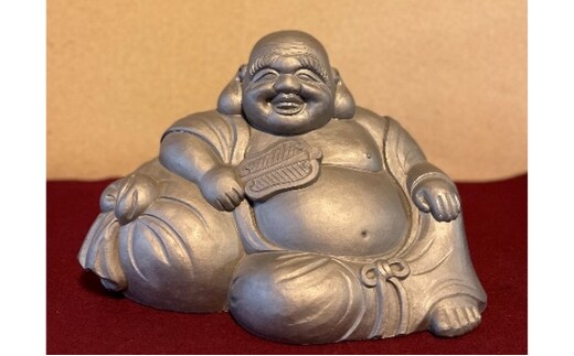 瓦細工師手作り 【座り布袋置物】 置き物 迫力 インテリア 僧侶 七福神 布袋さま 円満 神様 富貴繁栄 焼き物 縁起物 いぶし粘土瓦 