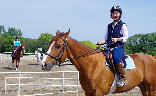 明石乗馬協会 プレミアム乗馬体験コース 体験チケット スポーツ アウトドア 
