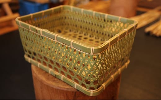 【一点ずつ手作り】自然素材にこだわった椀籠（角型） 工芸品 雑貨 日用品 かご カゴ 竹籠 