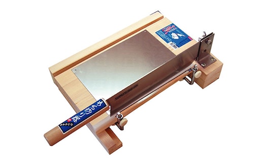 のしもちのカットに大変便利 “もち切り器(中)” 雑貨 日用品 