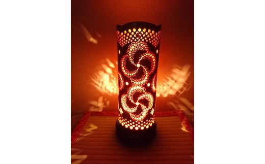 竹あかり カザグルマC-1(表皮焦がしタイプ)／行灯 照明 間接照明 天然素材 竹細工 フロアランプ 竹灯籠 癒し 環境保全 おうち時間