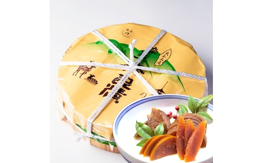 【奈良といえば奈良漬】全種類入り!荘厳な本格木桶入り詰合せ(うり×４、きゅうり×２、すいか×３、守口大根×１)