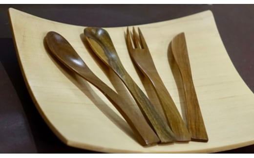 木製 デザートカトラリー ４本セット／津田瑞苑 ガラスコーティング スプーン ヨーグルト用スプーン フォーク ナイフ リグナムバイタ